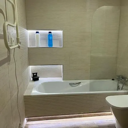 Precioso Piso Soleado Totalmente Reformado En * Gijon