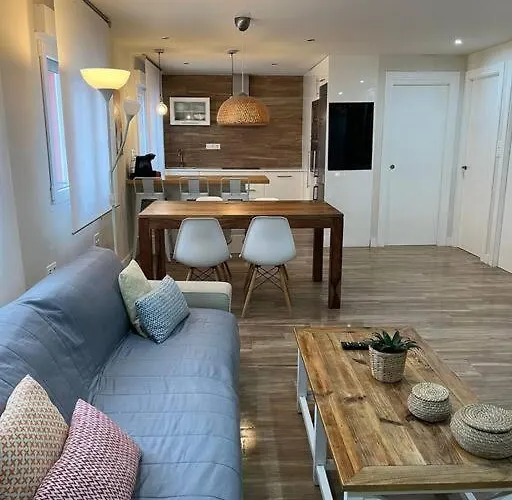 Precioso Piso Soleado Totalmente Reformado En * Gijón